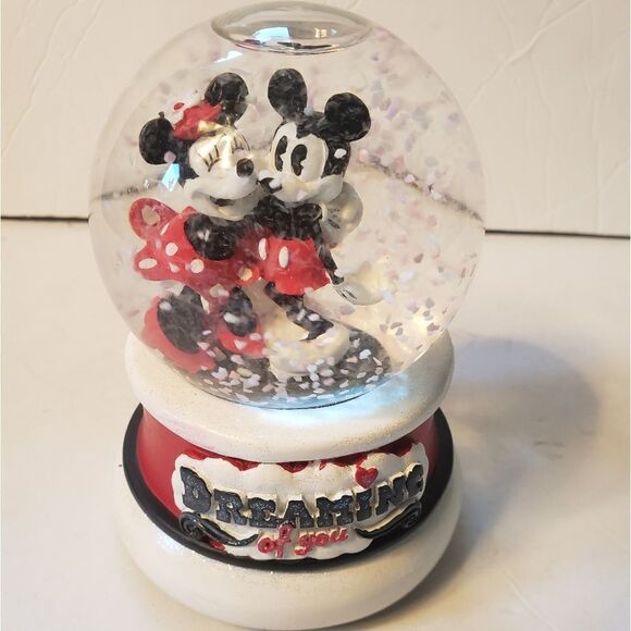 Kcare Mickey Mouse & Minnie Mouse Musical Snowglobe Dreaming of You - Picture 8 of 9